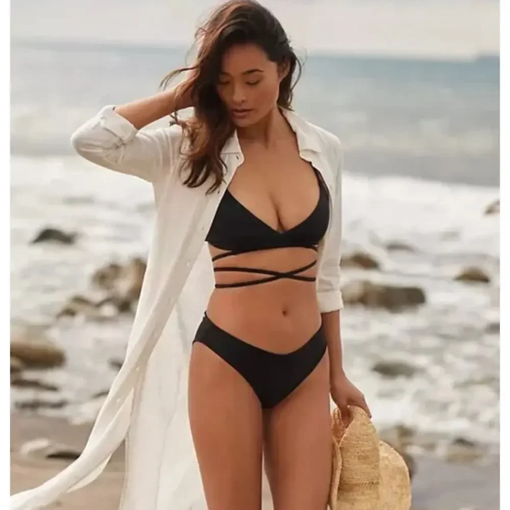 L Space Kristen Bikini‎ Top in Black NWT